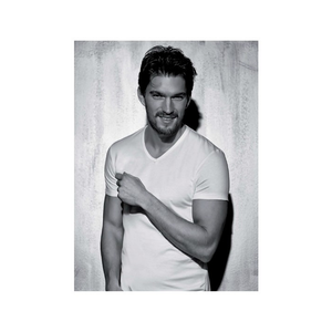 T-shirt uomo cotone elasticizzato ultra-fine Enrico Coveri scollatura a V.